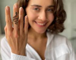 Glamorous Snake Ring