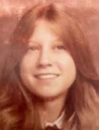 Kelli Lee's Instagram, Twitter & Facebook