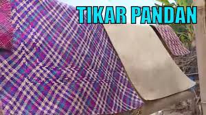 Bahan baku dari daun padan bisa dikelola dengan cara yang sederhana dan menggunakan peralatan yang sederhana. Pembuatan Tikar Pandan Khas Aceh Yang Cantik Ragam Indonesia 31 07 20 Youtube