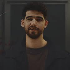 الخبير في مادة الاحياء