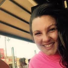 Beth tracks down her hero, 18 years after this picture was taken when he  saved her life