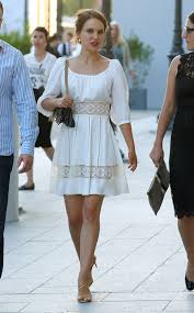 They Tried To Put Me On The Cover Of Vogue But My Legs Were Too Long Natalie Portman Dior 70 Years Natalie Portman Natalie Portman Style Natalie Portman Dior