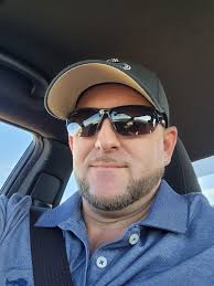 Hie everyone,I'm new here,41yrs old