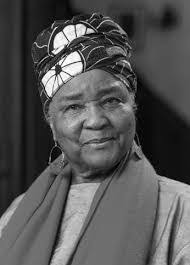 Luz Hidalgo's Instagram, Twitter & Facebook