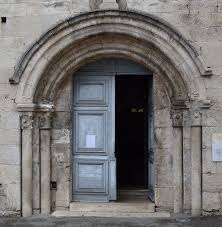 Saint Nicolas De Chatillon Portail Roman Abbaye De Fontenay Saint Nicolas Eglise Saint Pierre