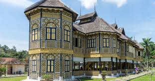 If you travel with an airplane (which has average speed of 560 miles) from kuala kangsar to kota bharu, it takes 0.23 hours to arrive. Things To See In Kuala Kangsar Perak S Royal City Malaysia