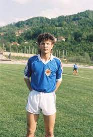The rossoblu put in a confident performance to crush their local rivals. 70 Sinisa Mihajlovic Ideas Futbol Gwiazdy Pilka Nozna