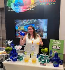 上体そらし エロ gif.