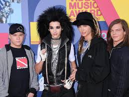Featuring production by the likes of the matrix, guy chambers, and desmond child, the album was released worldwide in 2009 and topped the german charts, becoming the band's third album to do so. Who S Heidi Klum S Reported New Husband Tom Kaulitz