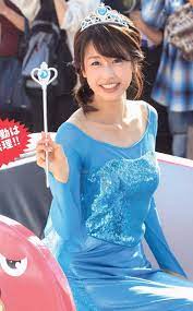 加藤綾子 激しくエロかったアナ雪コスプレを高画質グラビアで！！！【脇汗が！】 - アイドルの楽園