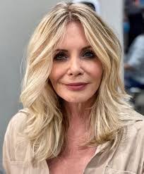 Faye Coe's Instagram, Twitter & Facebook