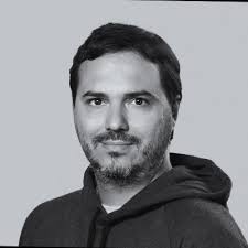 Contento de estar nominado junto a Gabriel Huici en los premios Jerry  Goldenberg. Gracias a todos los que votaron y a todo el equipo de Don que  con su trabajo y dedicación