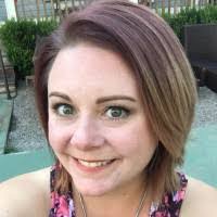 Lori Ware's Instagram, Twitter & Facebook