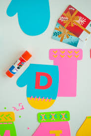 Get the free coffee cup gift card holder design (design #24) from my free resource library (get the password to the library in the form at the bottom of this post). Diy Christmas Gift Card Holder Printable Mittens Template Merriment Design