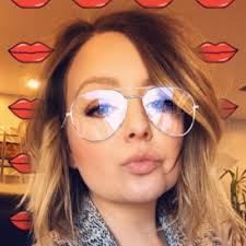 Brooke Schumann's Instagram, Twitter & Facebook