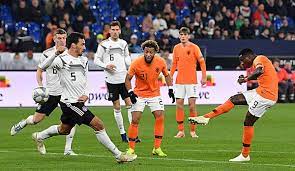 Wo laufen die spiele der em 2021? Deutschland Gegen Niederlande Heute Live Em Qualifikation Im Tv Livestream Und Liveticker