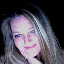 Robin Crowder's Instagram, Twitter & Facebook