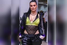 Cleo pires | клео пирес. Cleo Pires Diz Que Se Inspirou Em Rihanna Para Aceitar Suas Curvas