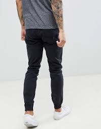 Le pantalon est ici très près du corps mais vous devriez. Pantalon Chino Resserr Aux Chevilles Threadbare Pour Homme En Coloris Noir Lyst