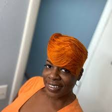 Diamond Boone's Instagram, Twitter & Facebook