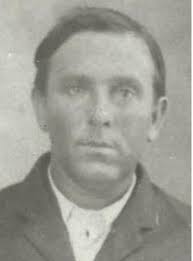 I just found this. My Grand Memere Gladys Violette (bottom center) and my  Pépère Albert Dionne (the top row first one