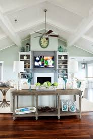 Ideas How To Decorate A Room With A Vaulted Cathedral Ceiling Living Room Remodel Coastal Living Rooms Family Room Design