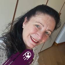 Beatrice Luzzi ha fatto un'altra bruttissima figuraccia. Alfonso l'ha  asfaltata: "Non si fa hai fatto una cosa contro il regolamento". Da che  parte stai.