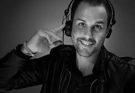 Alvaro Albarran Music & Downloads