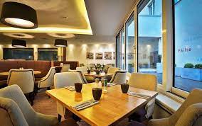 Modern 4 star hotel located in the city center of prague offering 214 comfortable spacious rooms sokolovska 11 186 00 prague, czech republic, czech republic. Jurys Inn Prague 4 Prag Bis Zu 70 Voyage Prive