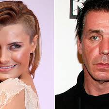 Werner lindemann (vater) brigitte hildegard lindemann (mutter) freunden richard z. Sophia Thomalla Sie Liebt Den Rammstein Sanger Bunte De