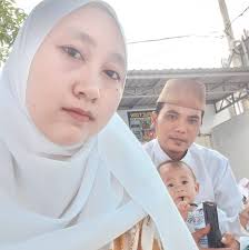 Master kiw kiw Gebyar Party Terima kasih sudah Menjadi keluarga Besar  Amanda C Kopp and Amanda Carissa Kopp . Saat Nya aku open house buat kalian  let's come and join siapa tahu