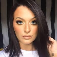 Joanne Bruning's Instagram, Twitter & Facebook