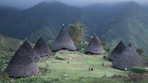 Lagu manggarai terbaru ende ema ge cipt. Berkunjung Ke Wae Rebo Desa Adat Di Atas Awan Di Manggarai Nusa Tenggara Timur Tribun Medan