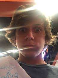 Sammy Olsen (@sammyolsen_)