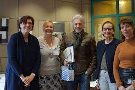Schon als kind zeigte mildred interesse an der medizin und begleitete ihren vater oft in die praxis. Kunst Und Kultur Im Dr Mildred Scheel Haus Endlich Palliativ Hospiz
