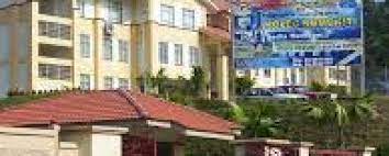 Kolej komuniti berada di bawah kendalian jabatan pendidikan politeknik dan kolej komuniti (jppkk), kementerian pendidikan malaysia (kpm). Kolej Komuniti Sungai Siput Mycompass