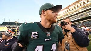 Bear an eerie resemblance to prince harry and leave plenty of philadelphia eagles fans wondering why he couldn't last as their. Eagles Agree Carson Wentz Prince Harry Look Alike Following Royal Engagement Nesn Com