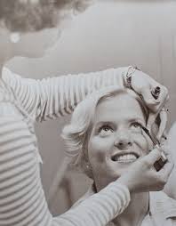 Miss Michigan in 1970s featured 'old-fashioned girl,' junior high teacher