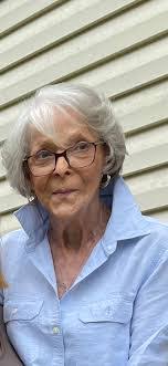 Robert Tinney's Instagram, Twitter & Facebook