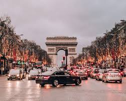 Spending New Year S In Paris 2020 2021 Everything You Need To Know Paris At Night Christmas In Paris Champs Elysees Paris