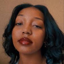 Tia Spears's Instagram, Twitter & Facebook