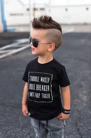 Comme la coiffure vintage a le vent en poupe, il serait dommage de ne pas tester la coiffure pin up glamour. Image Coiffure Enfants Femmes Hommes A La Mode Actu Hair Idees De Tribals Hommes Femmes Enfants Fobdfhkdsrk45