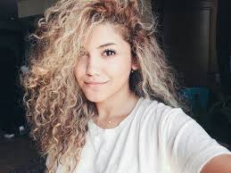 Curly Blonde Hair Blonde Curly Hair Natural Hair Styles Curly Hair Styles