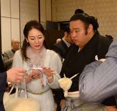 貴景勝実家が芦屋のお金持ちで父親の職業や母親美人の双子説は あっぷあっぷ