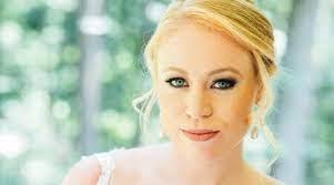 Rachel Mares's Instagram, Twitter & Facebook