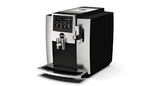 Jura is redefining the concept of automatic speciality coffee machines with the giga 6. Jura S8 Chrome Super Automatic Espresso Machine Faema Canada