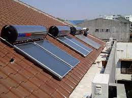 Biasa diletakkan di genteng ataupun duct rumah, berfungsi memanaskan air dengan energi matahari. Wa 0813 2179 5520 Solar Water Heater Pemanas Air Mandi Dengan Memanfa Solar Panels Solar Technology Best Solar Panels