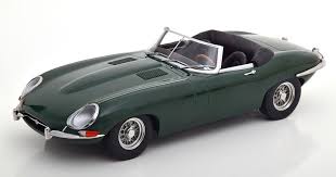 British racing green, or brg, is a colour similar to brunswick green, hunter green, forest green or moss green (ral 6005). Jaguar E Type Cabrio Offen Serie 1 1961 Lhd British Racing Green Limited Edition 500 Pcs Modellauto