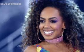 Foi após um convite do ator lázaro ramos, de 41 anos, que dandara descobriu seu dom para atuar. Dandara Mariana E Ovacionada Pelo Publico E Sobe De Posicao Na Danca Dos Famosos Noticias Da Tv