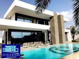 Magnifique Villa D Architecte Cette Maison Est Situ E Dans Un Environnement Calme Saly Et 1km De La Mer Cette Kebet Avec Images Locations Vacances Villa Architecte